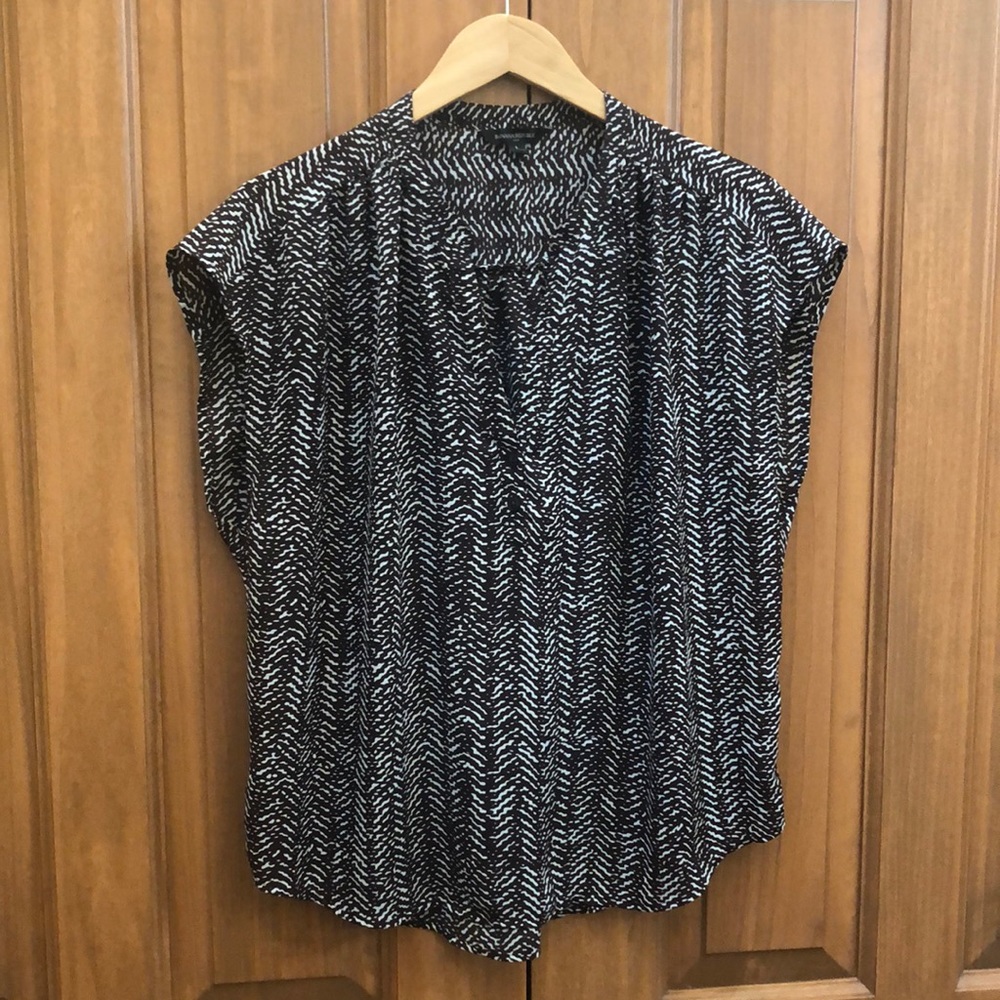 Banana Republic blouse size large